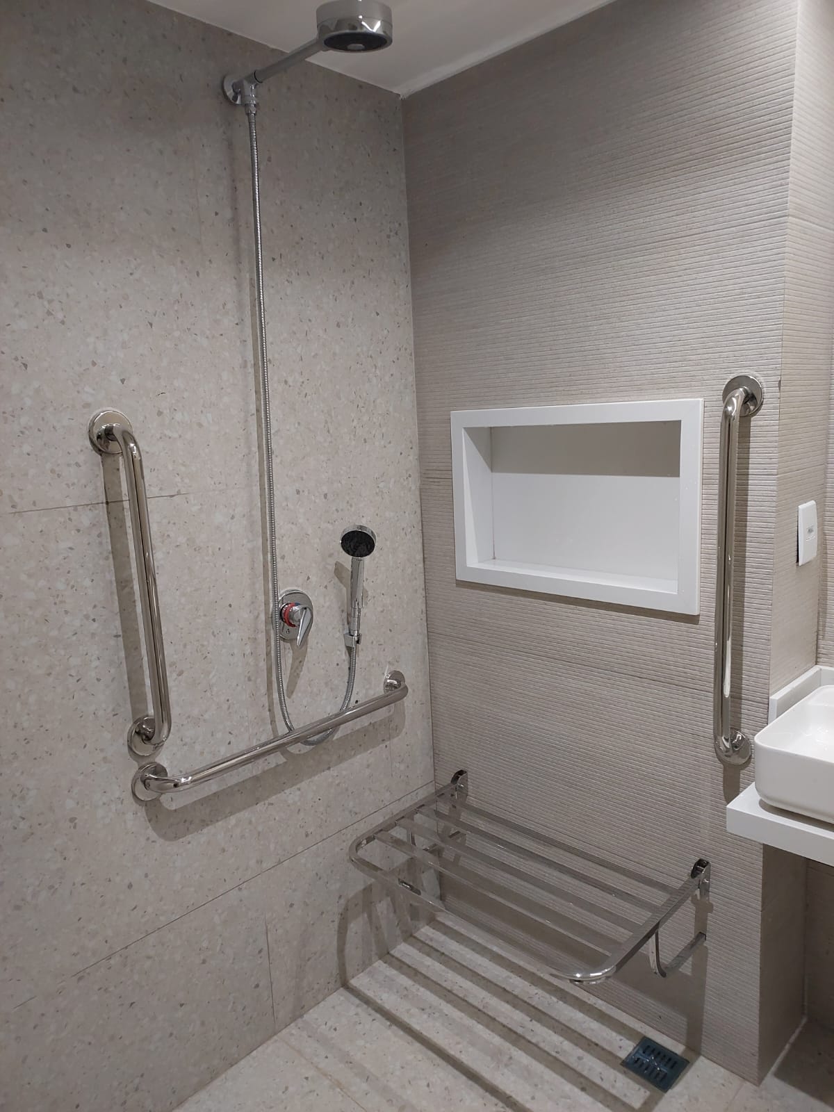 Quarto adaptado adicional